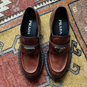 PRADA Triangle logo loafer Tobacco